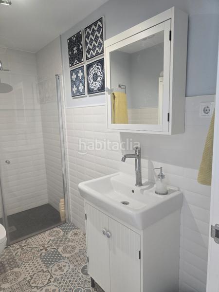 Foto 4ac50f5a-b41b-44ce-970a-3f62d4f27a81. Casa pareada rm inmobiliaria vende exclusiva vivienda chalet de esquina pareado en la zona del pinar informate 699694046 en Navalcarnero
