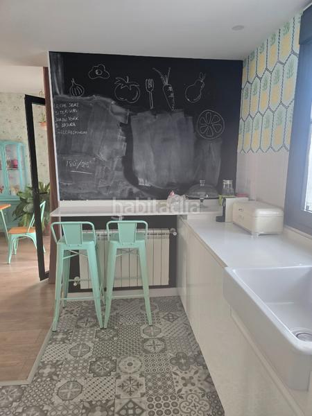Foto 5ef98939-bcbe-415d-a2da-fce274b941a1. Casa pareada rm inmobiliaria vende exclusiva vivienda chalet de esquina pareado en la zona del pinar informate 699694046 en Navalcarnero
