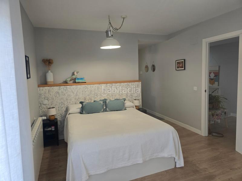 Foto a8c828e9-c9b5-4b50-bfea-de459b62f80c. Casa pareada rm inmobiliaria vende exclusiva vivienda chalet de esquina pareado en la zona del pinar informate 699694046 en Navalcarnero