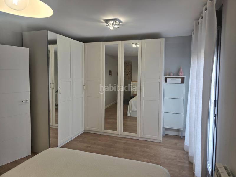 Foto ac70ab76-108c-4a49-83eb-2dada8184c29. Casa pareada rm inmobiliaria vende exclusiva vivienda chalet de esquina pareado en la zona del pinar informate 699694046 en Navalcarnero
