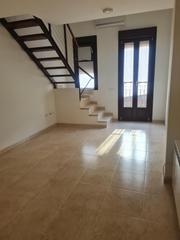 Affitto Duplex  Travesía de la doctora. Se alquila apartamento duplex en el centro de navalcarnero . coc