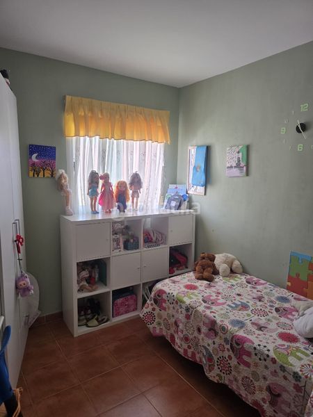 Foto b9a797a7-af87-41ac-b34c-5ae5b067aa35. Casa adossada amb calefacció a Centro Navalcarnero
