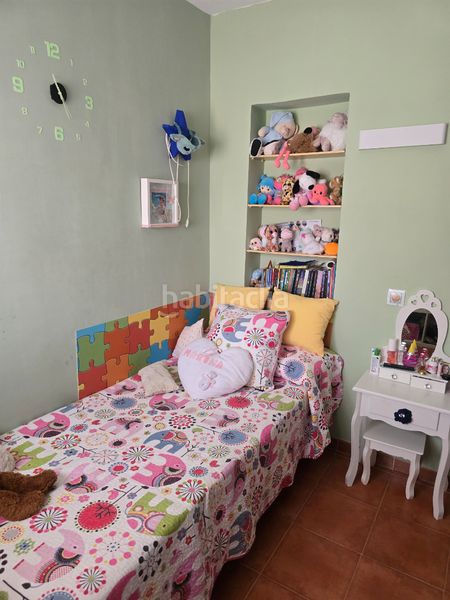 Foto b9ec3285-3bdf-47fc-a9ab-c2613b7cf29a. Casa adossada amb calefacció a Centro Navalcarnero
