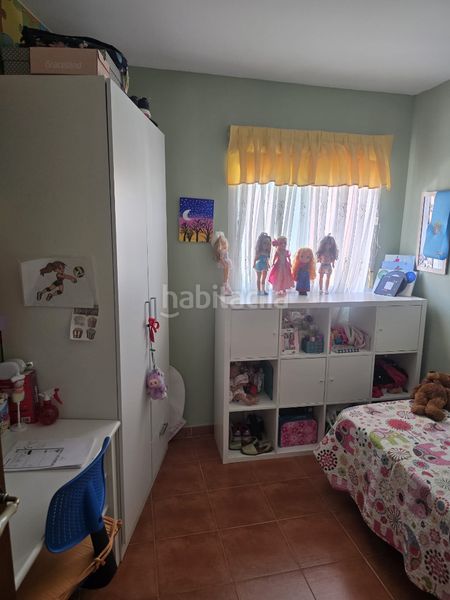 Foto c4ac18a2-ff57-461d-be53-943f18f9e41e. Casa adossada amb calefacció a Centro Navalcarnero