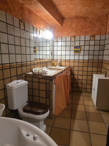 Foto d972276d-8902-4c34-9e1e-19b5d5fb07b1. Casa adossada amb calefacció a Centro Navalcarnero