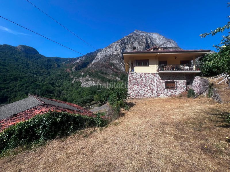 Foto 3ad40ad3-0aae-4f27-8a6b-3391a3222c93. Casa amb xemeneia calefacció a Oseja de Sajambre