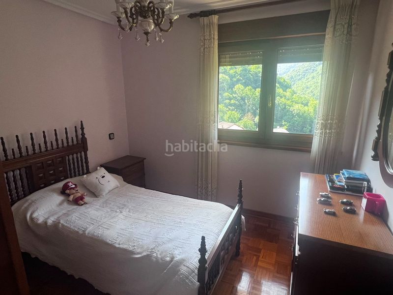 Foto dd9833cf-6560-4afb-b1a3-24d8844ad161. Casa amb xemeneia calefacció a Oseja de Sajambre
