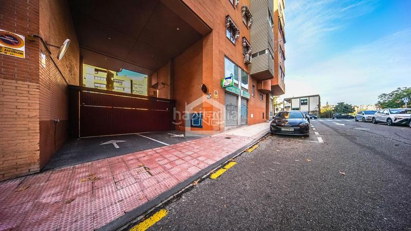 Foto c75c7728-b4ce-4df8-85f6-bb990048e5bd. Location parking voiture dans Prado de Santo Domingo Alcorcón