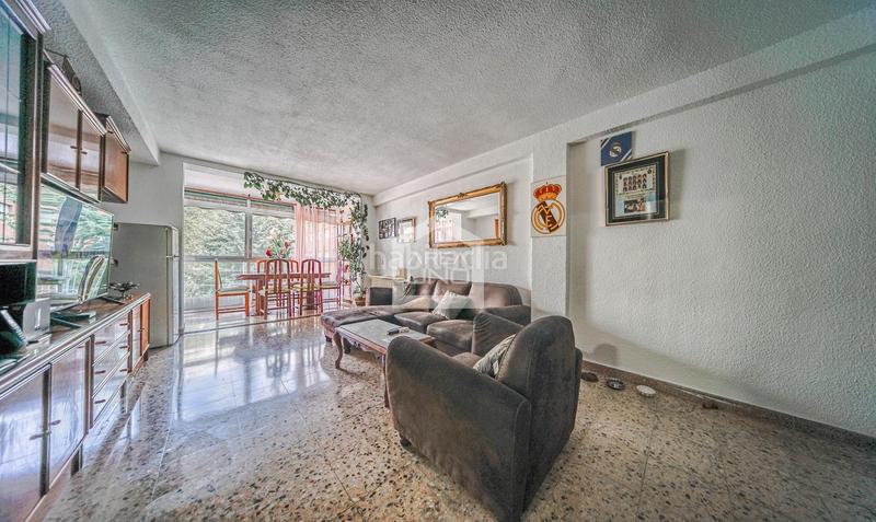Foto 1afc06a5-85d0-420d-b527-adacdd33f07b. Piso te presento este piso con terraza situado en parque lisboa en la conocida calle alcalde josé aranda, en Alcorcón