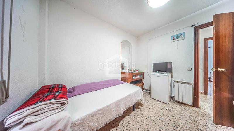 Foto b6ac2efd-8c56-4130-a13e-28b6d2887e62. Piso te presento este piso con terraza situado en parque lisboa en la conocida calle alcalde josé aranda, en Alcorcón