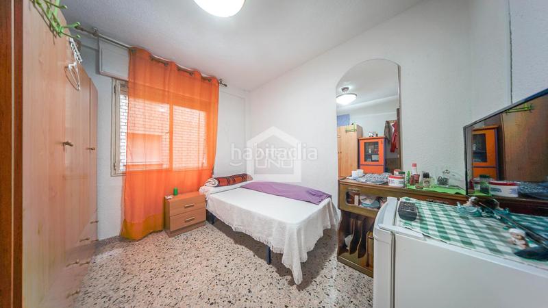 Foto b989dd1c-49c5-42ba-850a-2744cbcc19dc. Piso te presento este piso con terraza situado en parque lisboa en la conocida calle alcalde josé aranda, en Alcorcón