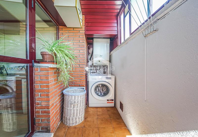 Foto 21f3b1a1-4176-407c-8fa0-17a265a243de. Appartamento con riscaldamento parcheggio piscina in Alcorcón