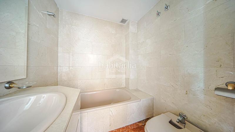 Foto 533a9bf8-d38c-48bc-9e0a-f5a1e1ed9009. Casa adossada amb calefacció piscina a Castillo-Campodón Villaviciosa de Odón