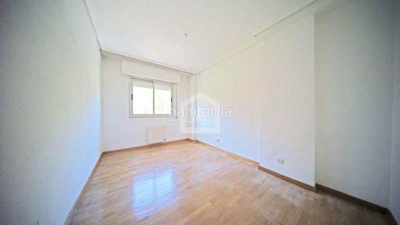 Foto 2ad56beb-0771-48e0-be0a-ad48ce4bffdb. Pis amb calefacció aparcament a Palomeras Bajas Madrid