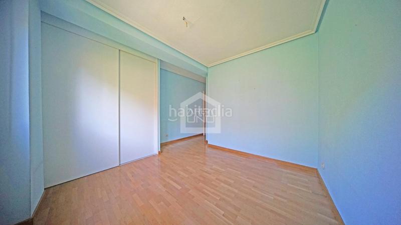 Foto 3a9b82fa-adf8-4c44-8609-588021df6125. Pis amb calefacció aparcament a Palomeras Bajas Madrid