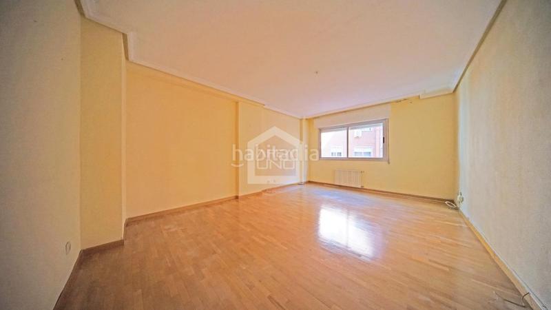 Foto 91239b39-a932-4cc3-b67f-27934a8385f2. Pis amb calefacció aparcament a Palomeras Bajas Madrid