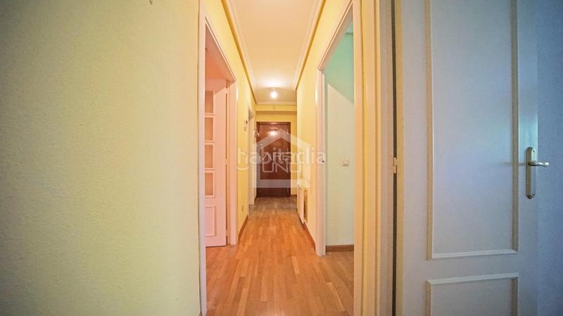 Foto b5e5f195-e2ea-4b8f-8b8f-ffa8d567c1a9. Pis amb calefacció aparcament a Palomeras Bajas Madrid