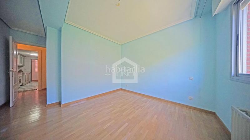 Foto c2109c20-663d-4fa6-9b5f-a5e393c2f453. Pis amb calefacció aparcament a Palomeras Bajas Madrid