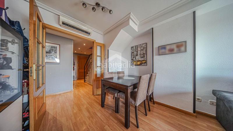 Foto 63bfe404-e0f3-4653-a354-19b5d72fa611. Duplex con riscaldamento parcheggio piscina in Parque Oeste-Fuente Cisneros Alcorcón