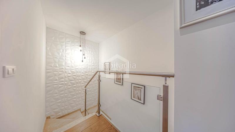 Foto 3541d453-f4ee-473b-aa24-81249199d8cc. Casa adossada amb piscina a Carranque