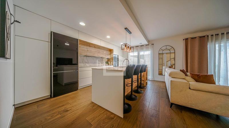 Foto 4e2b9df9-424e-417e-b3a6-a9577bc86254. Casa adossada amb piscina a Carranque