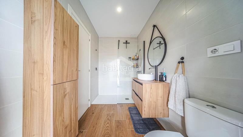 Foto 93182633-aca2-4855-9ec5-df88fd502aa9. Casa adossada amb piscina a Carranque