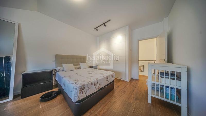 Foto b2e70914-d11e-4a8a-9397-99f50c5dc8e4. Casa adossada amb piscina a Carranque