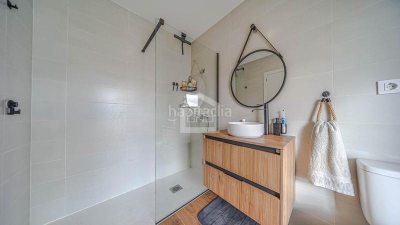 Foto e0dc9bbc-eae8-43ae-b1d9-22e135c15493. Casa adossada amb piscina a Carranque