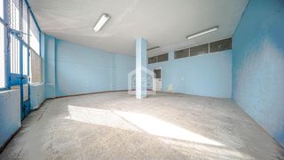 Local Comercial en Parque Ondarreta-Urtinsa. Gran oportunidad! local amplio y versátil a pie de calle.
