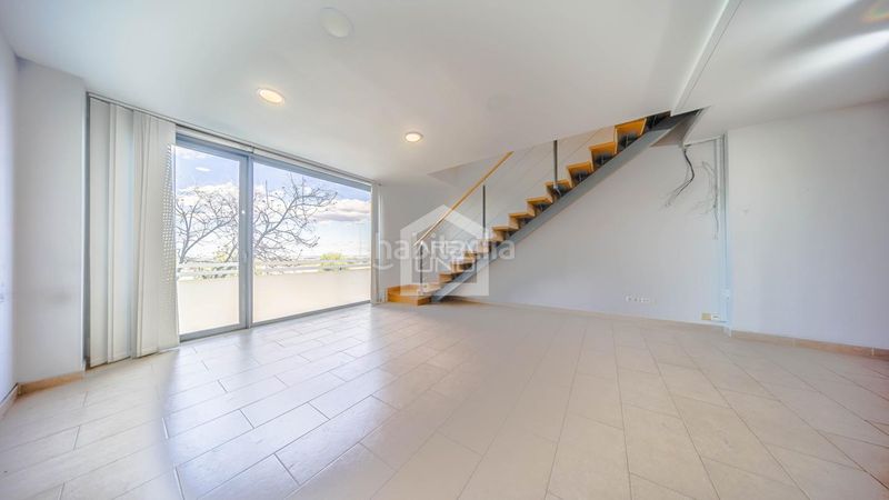 Foto 28654594-4390-4657-b98a-493fbb5b19f1. Duplex con riscaldamento parcheggio in Campodón-Ventorro del Cano Alcorcón