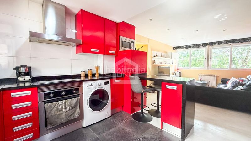 Foto 06f61a5e-2038-4cb0-9861-c09dd2add48b. Flat with heating in Media Legua Madrid