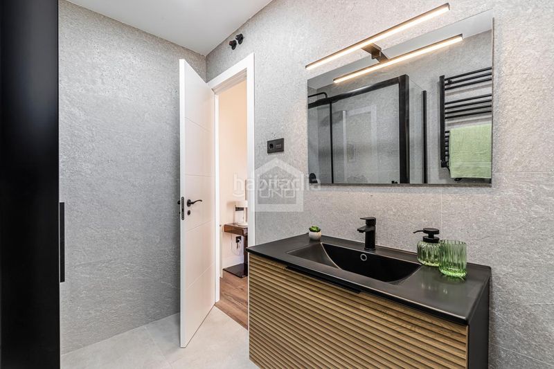 Foto b8a5d972-2180-4e38-a6de-5d094a0cd0ef. Pis a Guindalera Madrid