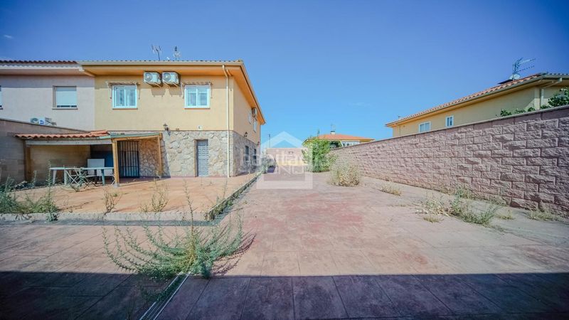 Foto 29185861-ae5d-45df-88a6-b5e2cf437f13. Casa aparellada amb calefacció a Ventas de Retamosa (Las)
