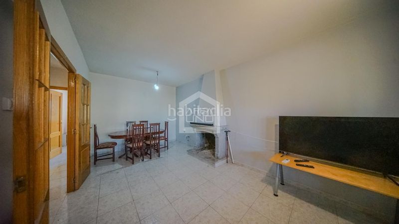 Foto 2e29c4f1-f904-4fbd-9efe-fc7fc6308835. Casa aparellada amb calefacció a Ventas de Retamosa (Las)
