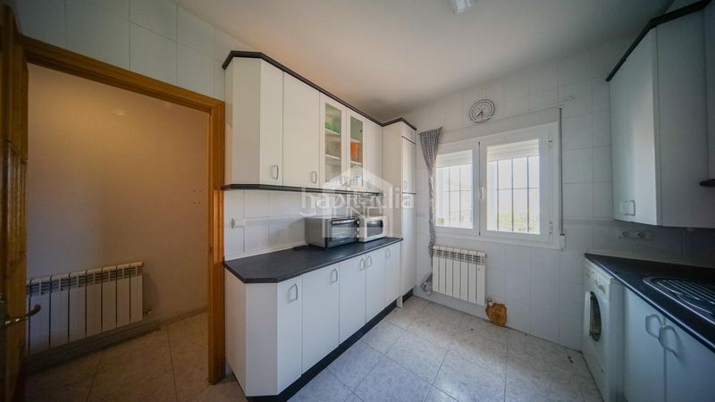 Foto 4f410547-cfc7-4159-bc3b-d8488a739f67. Casa aparellada amb calefacció a Ventas de Retamosa (Las)