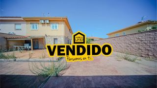 Casa aparellada a Ventas de Retamosa (Las). Chalet en las ventas de retamosa  monteviejo ii