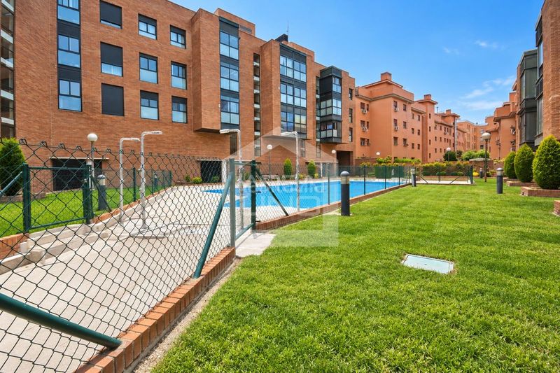 Foto e1fd73ec-ba17-4e3e-8ca5-f9d6ce7aea34. Piccolo appartamento con riscaldamento parcheggio piscina in Madrid