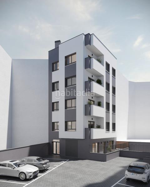 Foto b1435569-b156-4c49-9555-a4b668ac45fd. Pis amb calefacció aparcament piscina a Centro Móstoles