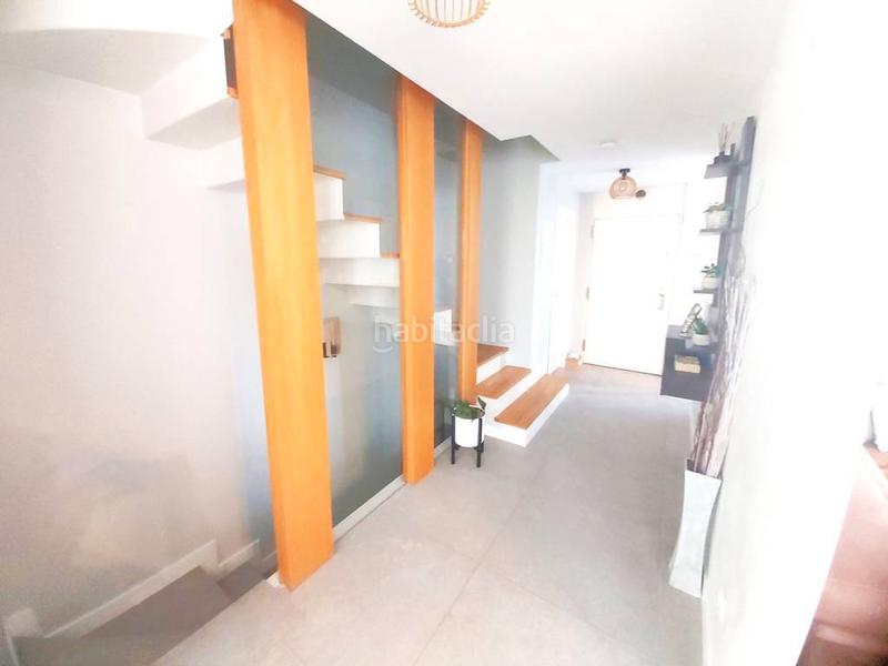 Foto 1b0a1f60-6261-4e22-9a12-f61356b1254d. Chalet mit heizung parking in Sur - PAU 4 Móstoles