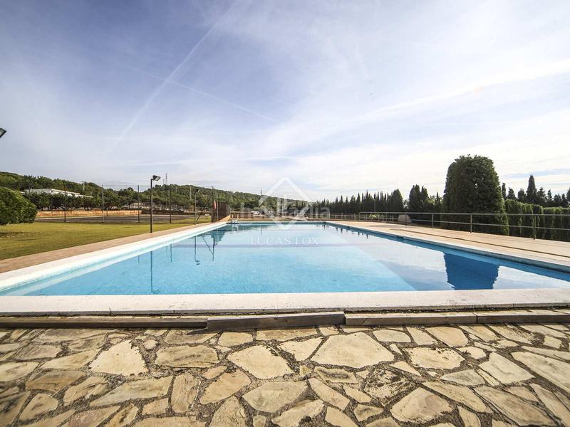 Foto 2c29d0c1-2e3c-4e80-9075-3e42df3584ab. Chalet finca ecuestre de 5 dormitorios en venta en calafell, tarragona en Vendrell (El)