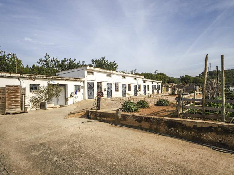 Foto 9fb05937-870d-4929-a6ff-b9a97ccd6160. Chalet finca ecuestre de 5 dormitorios en venta en calafell, tarragona en Vendrell (El)