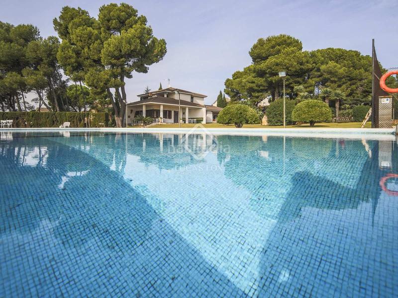 Foto eba781dd-370d-4849-903f-e7ef53b4b7bf. Chalet finca ecuestre de 5 dormitorios en venta en calafell, tarragona en Vendrell (El)