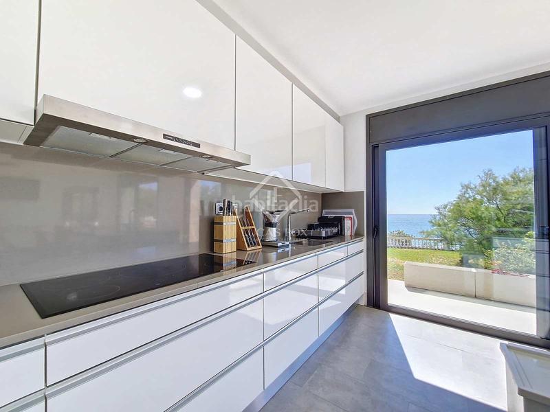 Foto 6a09e269-2559-4a0e-a273-4d0b2f522cf3. Location chalet avec parking dans Barri de Mar Vilanova i la Geltrú