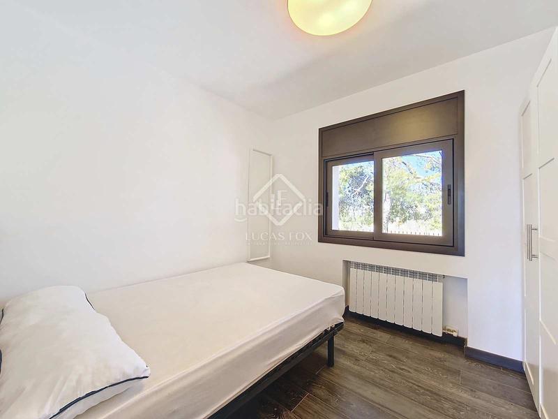 Foto 7085c2b7-bf4c-41d5-863d-34dcfe55e564. Location chalet avec parking dans Barri de Mar Vilanova i la Geltrú