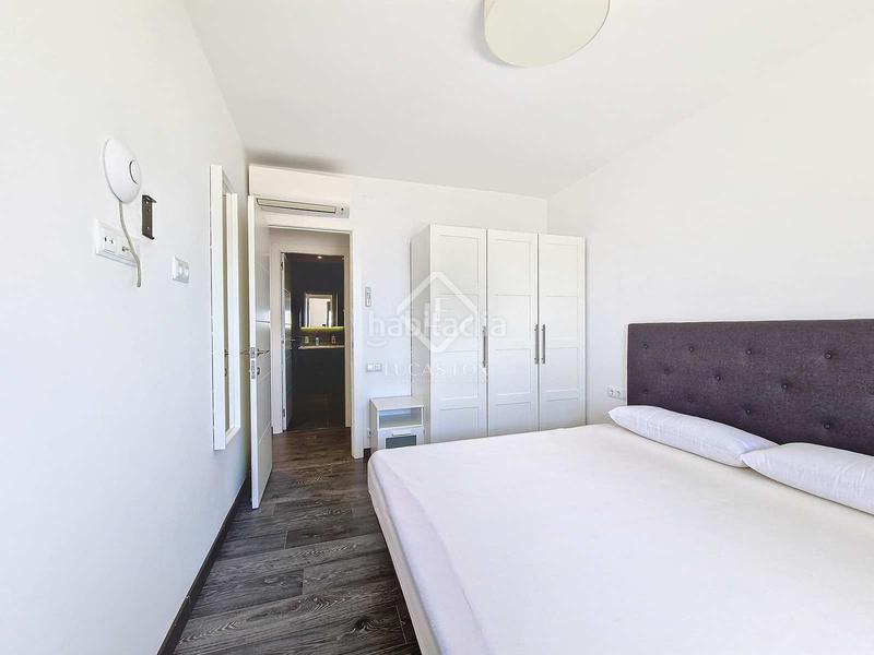 Foto a50b813d-27cf-47d8-bc2e-030c7aadb7c5. Rent chalet with parking in Barri de Mar Vilanova i la Geltrú