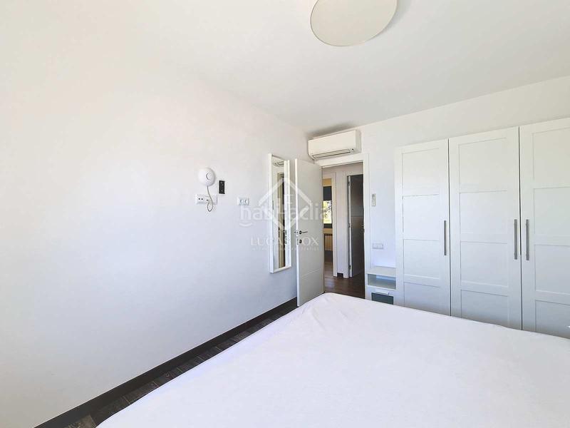 Foto aa0b343d-b3fb-4653-b5aa-1e8726841bc0. Rent chalet with parking in Barri de Mar Vilanova i la Geltrú