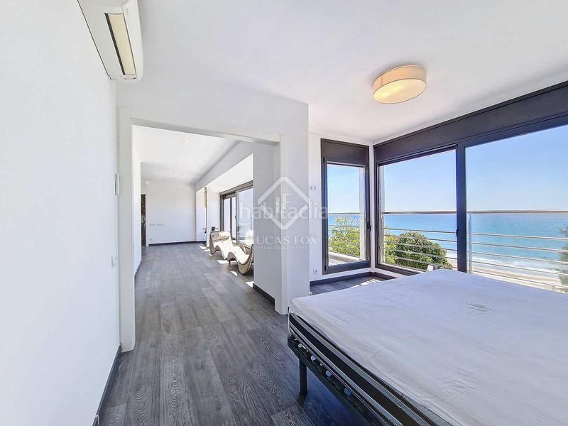 Foto ac9d3c82-8755-44c3-a429-b9192516b257. Rent chalet with parking in Barri de Mar Vilanova i la Geltrú