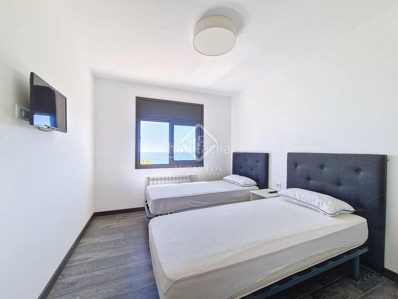 Foto e02c480f-f22b-4e31-b60b-893b9fa7c4c6. Rent chalet with parking in Barri de Mar Vilanova i la Geltrú