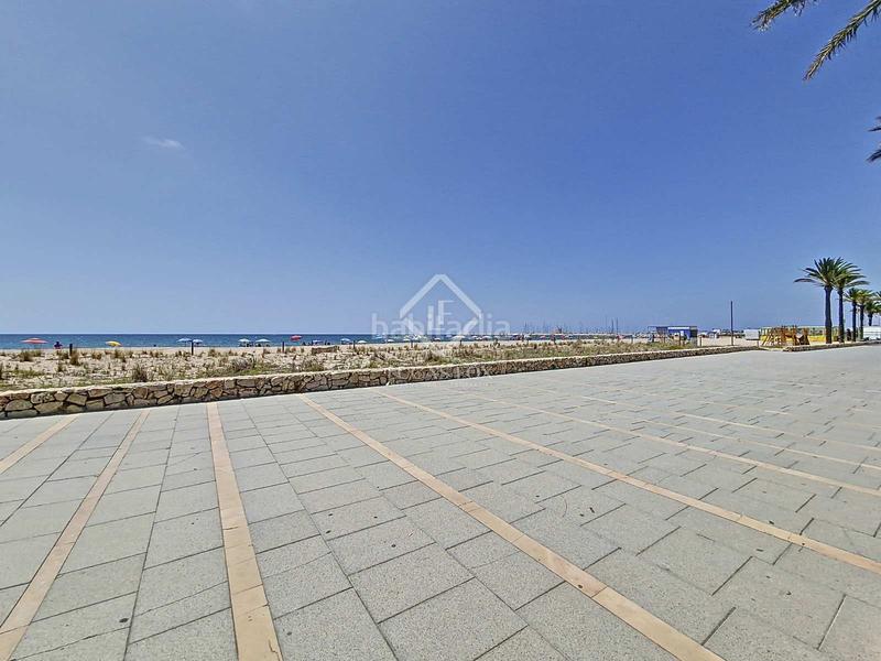 Foto 03937846-f3ee-4fc1-a31a-94928b9629b6. Piso espectacular piso en planta baja en venta en primera línea de mar en el paseo marítimo de calafell, costa daurada en Segur de Calafell