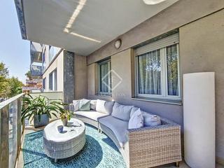 Pis a Barri de Mar. En venta espectacular piso de 4 dormitorios y 4 plazas de parkin
